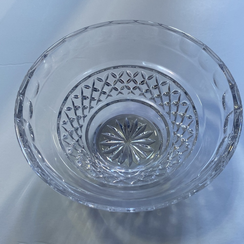 Cashs Ireland Cooper 6.5” Heavy Clear Crystal Bowl. - Picture 2 of 4